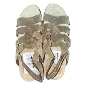 Munro American Women's Suede Strappy Sandals, size 7